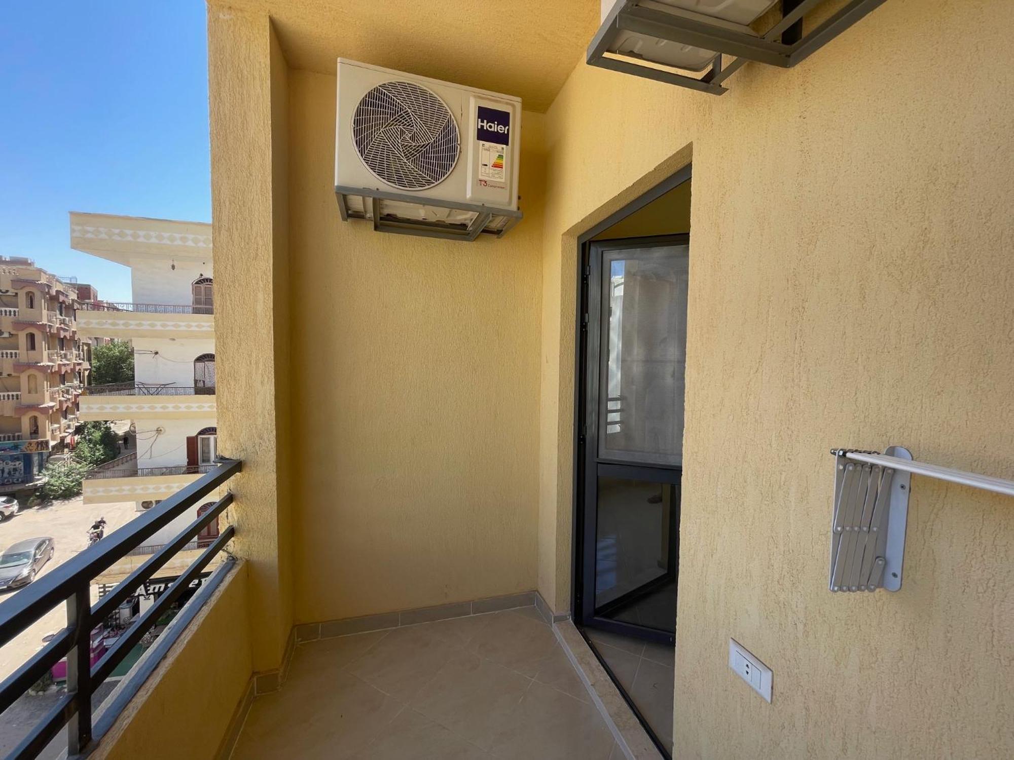 Bayt Hassan A12 - 2 Bedrooms European New Apartmán Hurghada